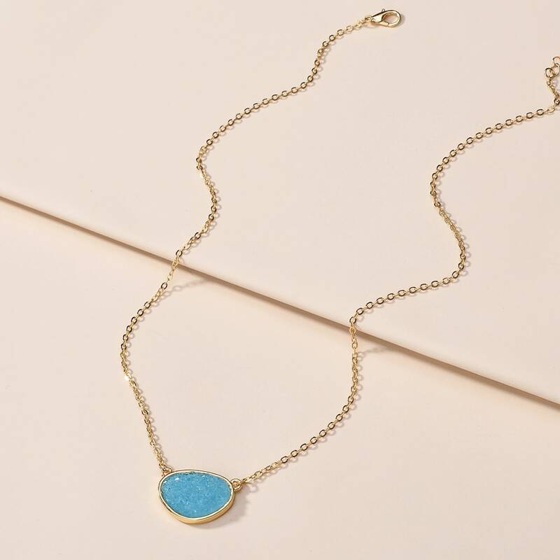 

Stone Decor Necklace, Royal blue