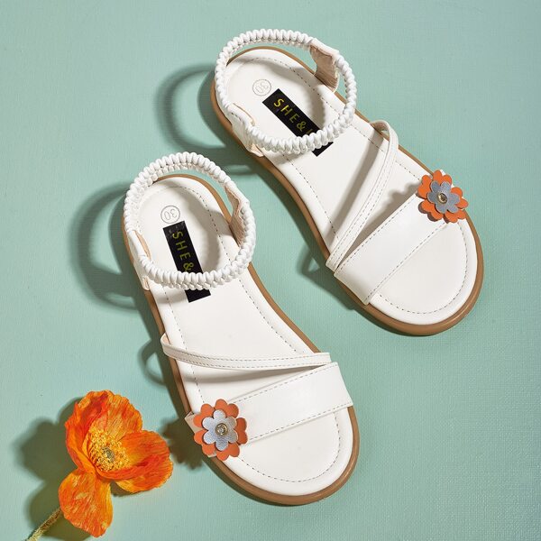 

Toddler Girls Floral Appliques Ankle Strap Sandals, White