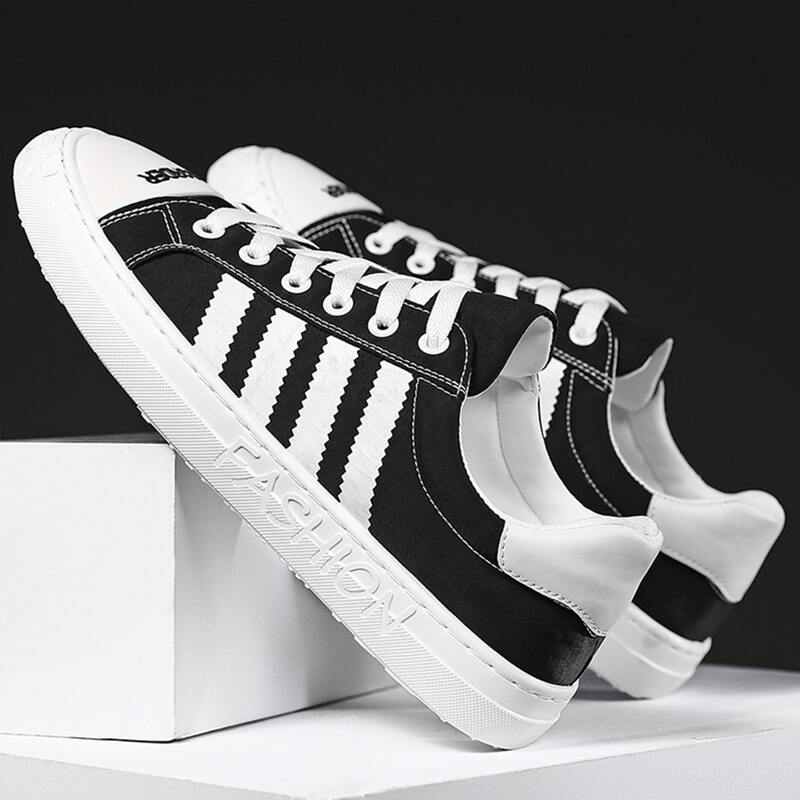 

Guys Lace-up Front Striped Skate Shoes, Black