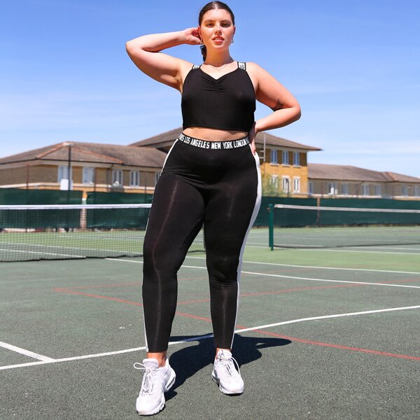 

Plus Letter Tape Crisscross Back Cami Top & Contrast Side Leggings Set, Black