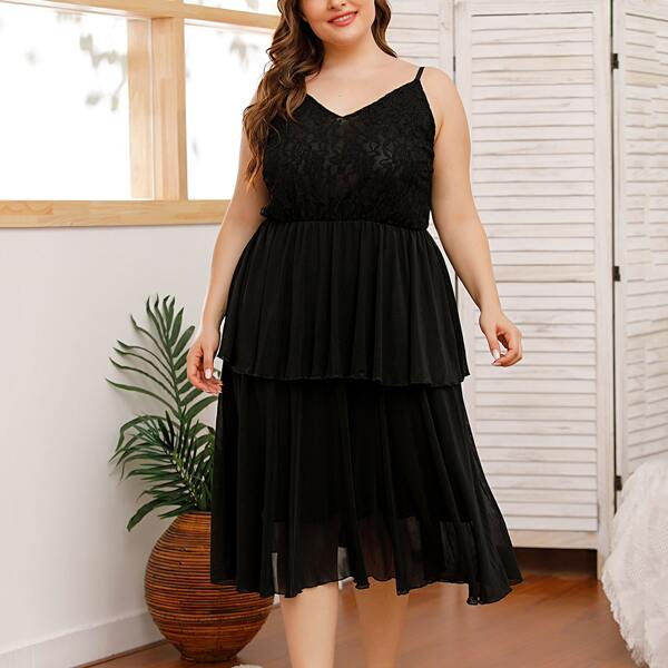 

Plus Contrast Lace Layered Hem Cami Nightdress, Black