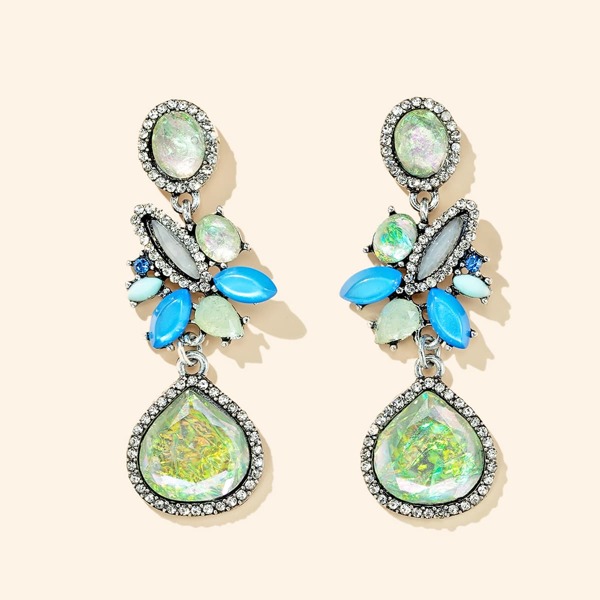 

Rhinestone Engraved Drop Earrings, Green