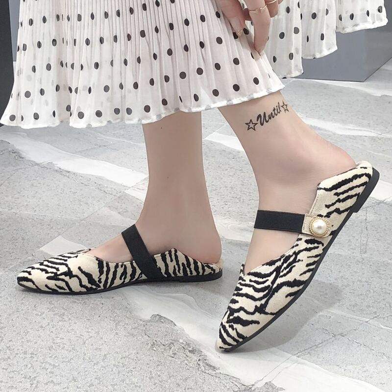 

Zebra Stripe Point Toe Flats, Black and white