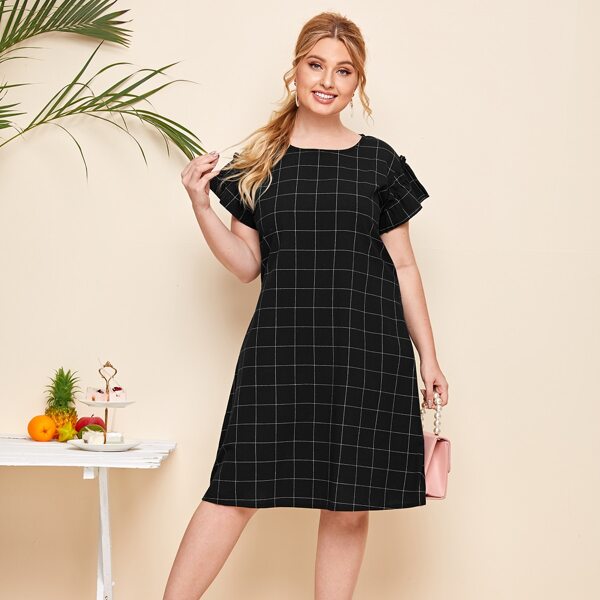 

Plus Ruffle Cuff Plaid Dress, Black