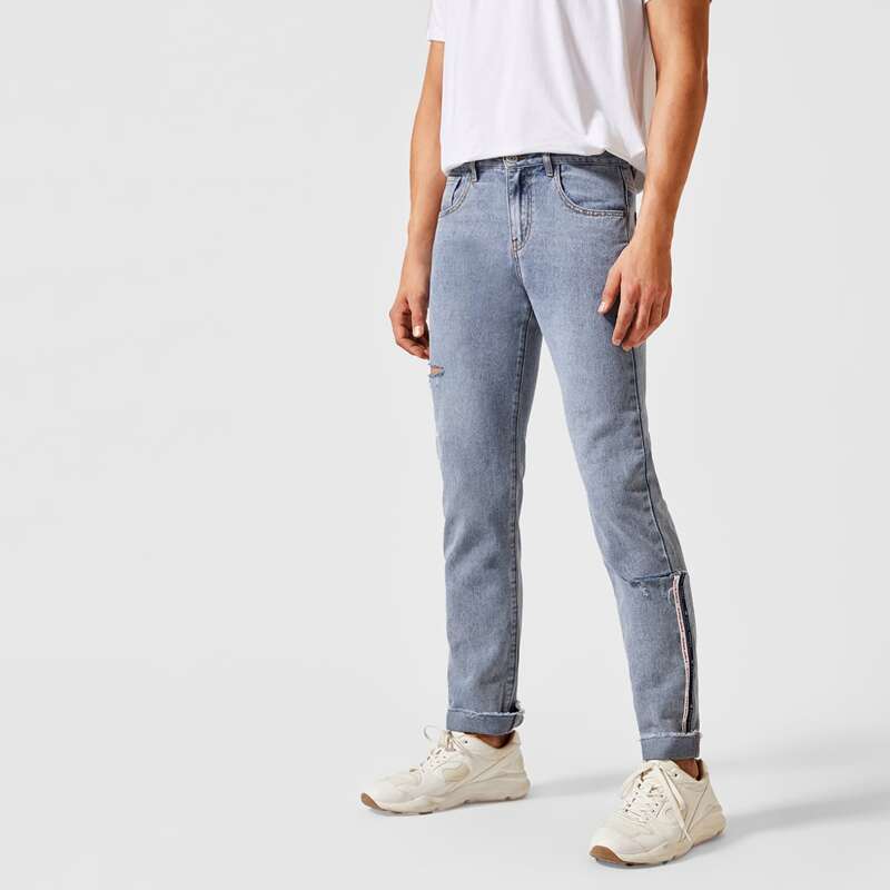 

Guys Letter Tape Ripped Jeans, Light wash