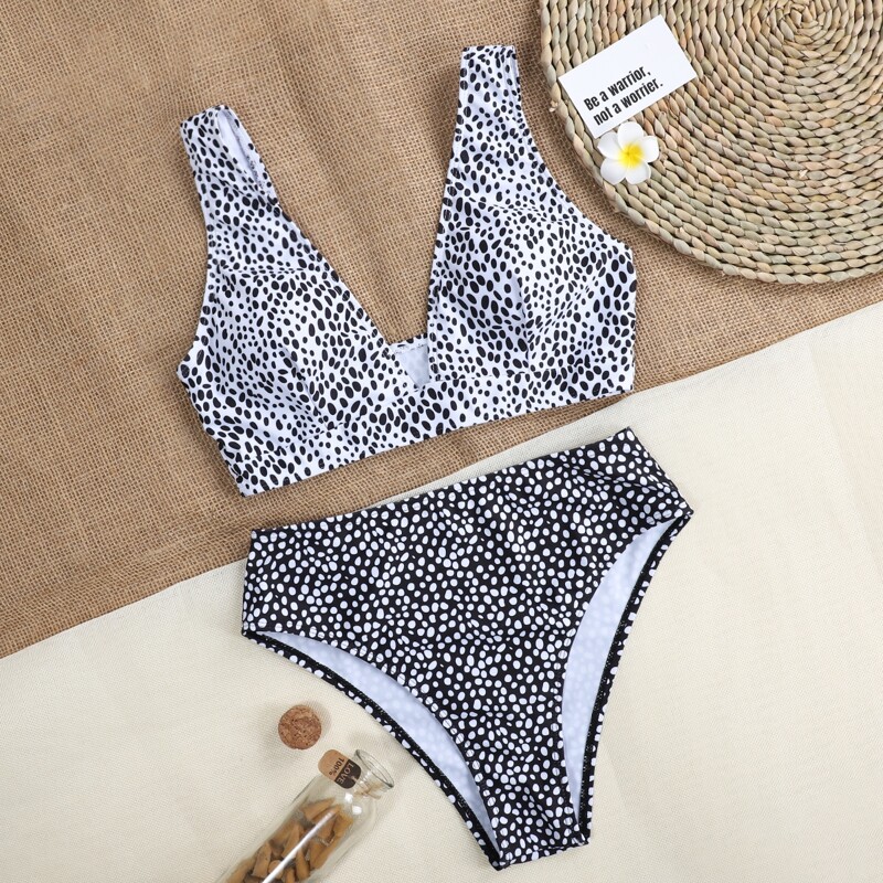 

Dalmatian High Cut Bikini Swimsuit, Multicolor