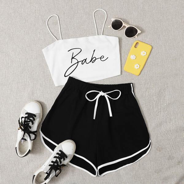 

Letter Graphic Cami Top and Tie Front Dolphin Shorts Set, Black and white