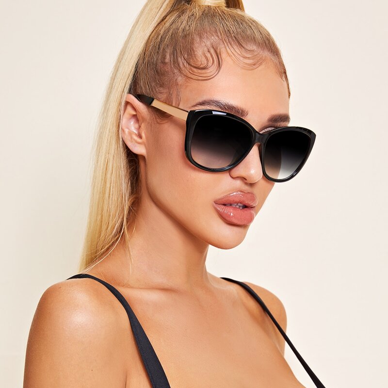 

Cat Eye Sunglasses, Black