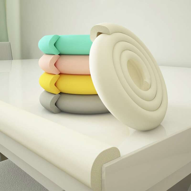 

1pc Baby Safety 2M Random Desk Corner Protector, Multicolor
