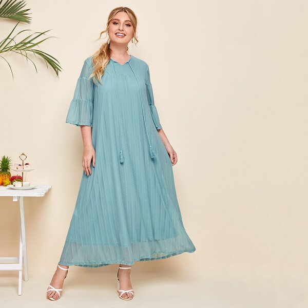 

Plus Tie Neck Flounce Sleeve Dress, Green