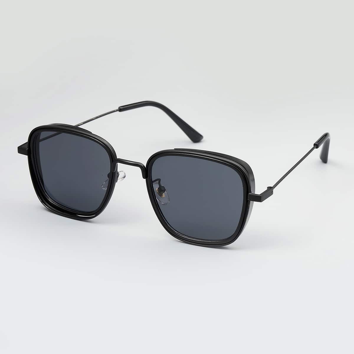 

Guys Oval Frame Sunglasses, Black