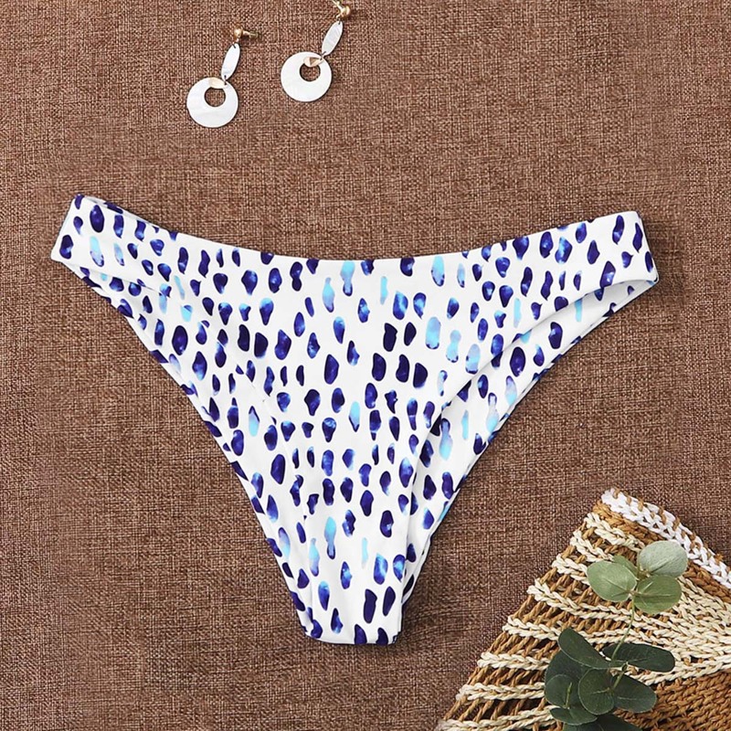 

Allover Graphic Bikini Panty, Multicolor