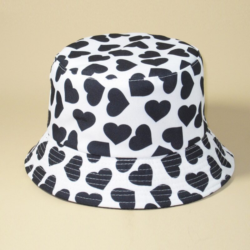 

Guys Heart Pattern Bucket Hat, Black and white