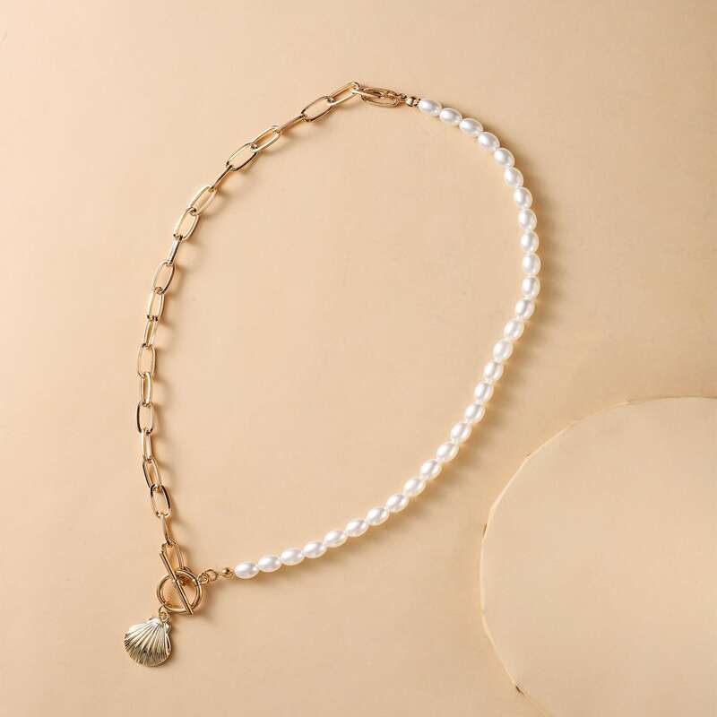 

Shell Charm Necklace, Gold