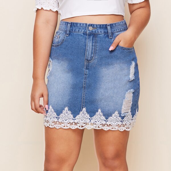 

Plus Lace Trim Ripped Slant Pocket Denim Skirt, Medium wash