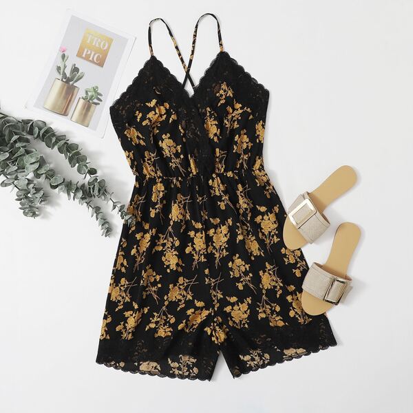 

Plus Lace Trim Floral Cami Romper, Multicolor