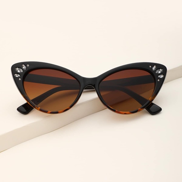 

Rhinestone Cat Eye Design Sunglasses, Brown