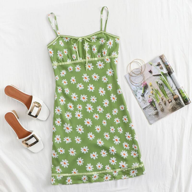 

All Over Floral Print Cami Dress, Pastel lime green