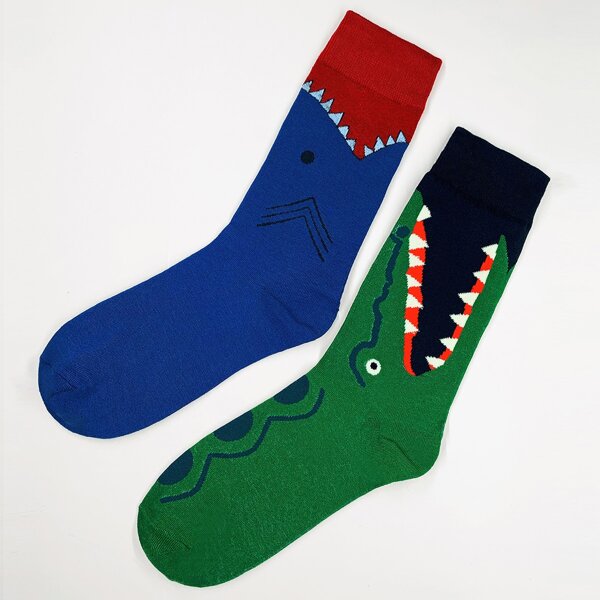 

2pairs Men Cartoon Graphic Socks, Multicolor