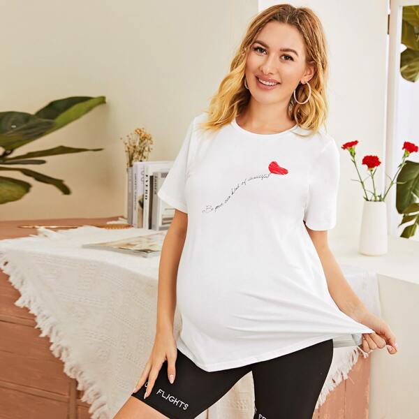 

Maternity Heart Graphic Short Sleeve Tee, White