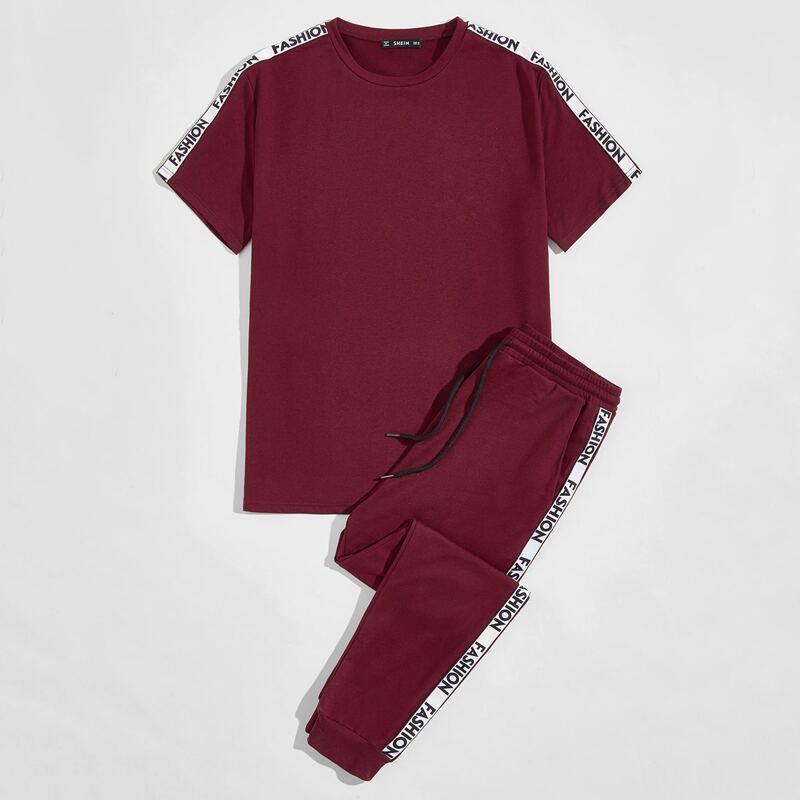 

Guys Letter Tape Detail Tee and Drawstring Waist Joggers Set, Maroon