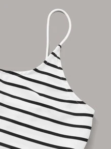 SHEIN 大碼條紋短版吊帶上衣和短褲套裝