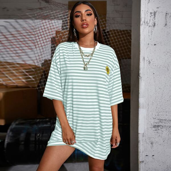 

Drop Shoulder Sunflower Print Striped Tee, Mint green