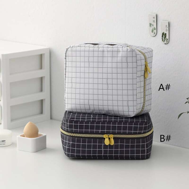 

1pc Plaid Pattern Toiletries Storage Bag, Multicolor