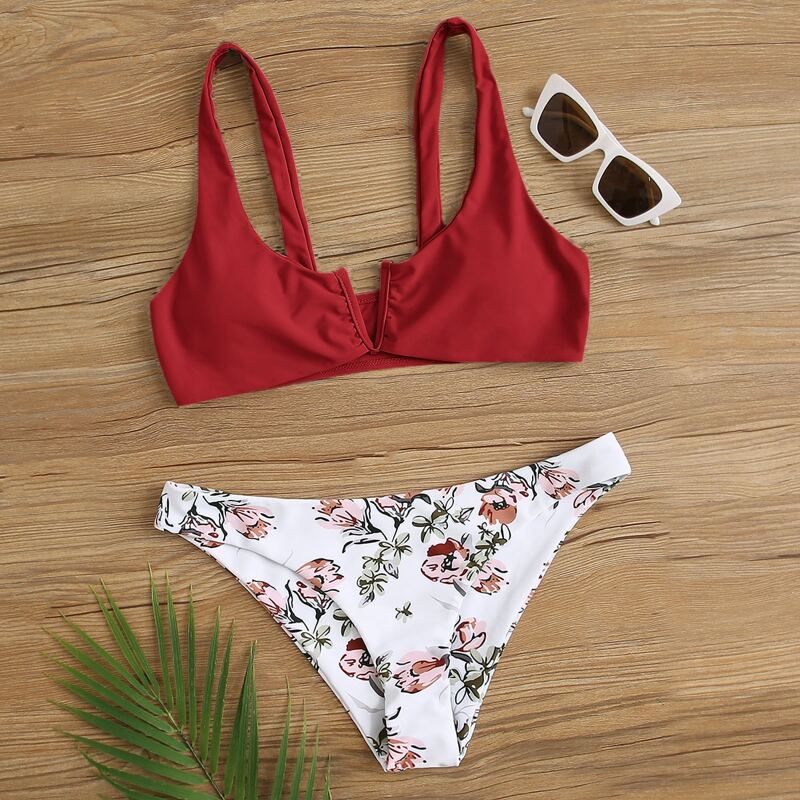 

Floral V Wired Cheeky Bikini Swimsuit, Multicolor