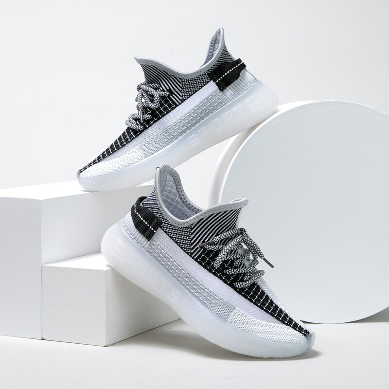 

Lace-up Front Low Top Sneakers, Black and white