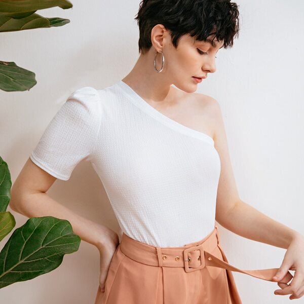 

One Shoulder Solid Textured Tee, White