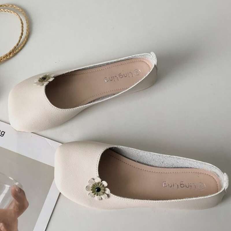 

Square Toe Ballerina Flats, Beige