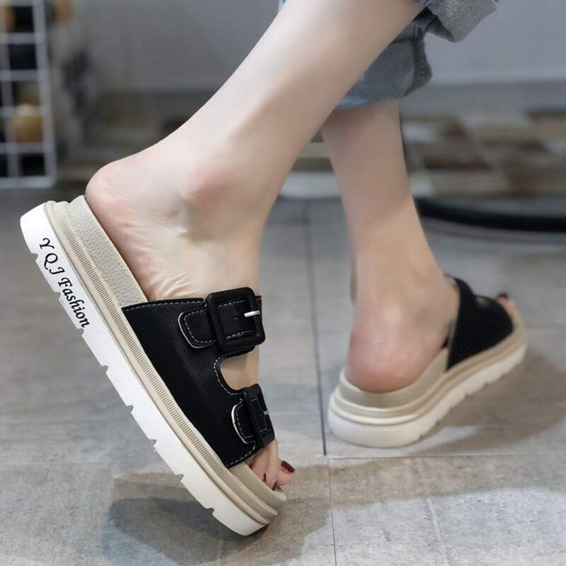 

Buckle Slide Sandals, Black