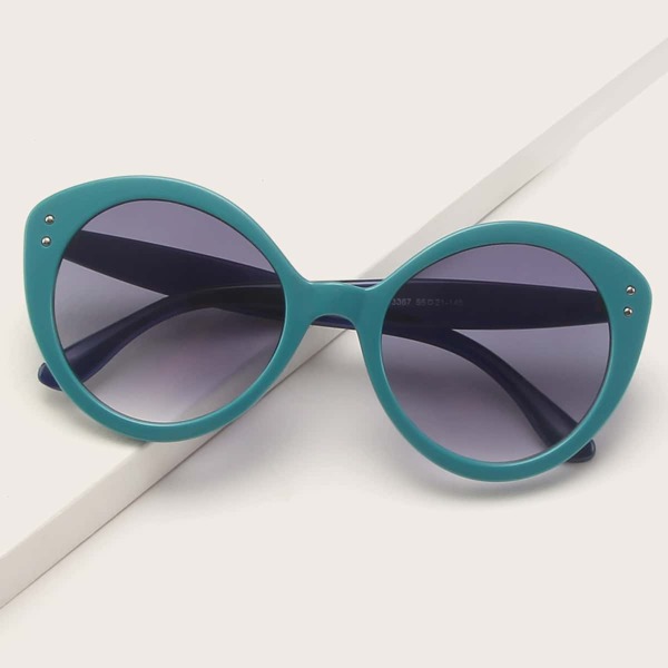 

Studded Decor Sunglasses
