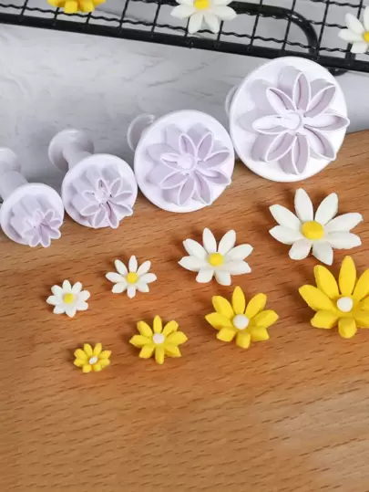 4pcs Wedding Daisy Flower Plastic Cake Plunger Fondant Cookie Cutter Mold,Creative Plum Baking Decorating Biscuit Stamp For Kitchen Accessories Back To School