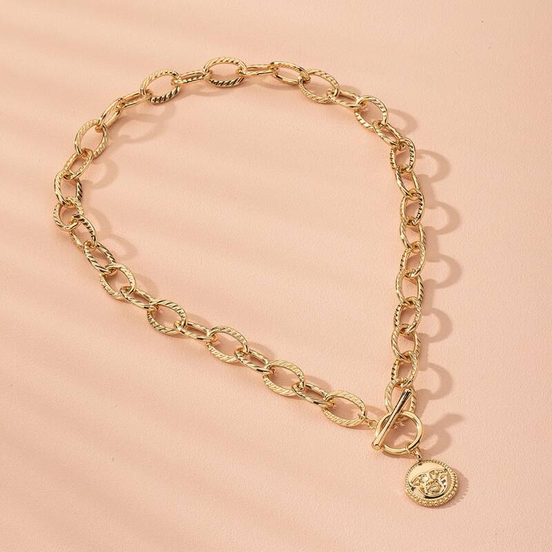 

Guys Round Charm Chain Necklace, Gold