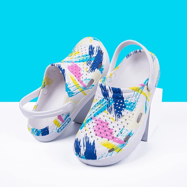 

Men Graffiti Hollow Out Two Way Wear Sandals, White