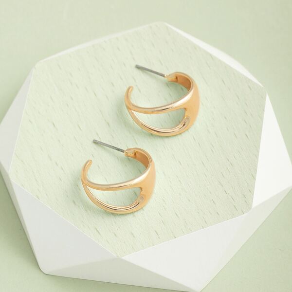 

Split Detail Thick Small Hoop Earrings, Gold