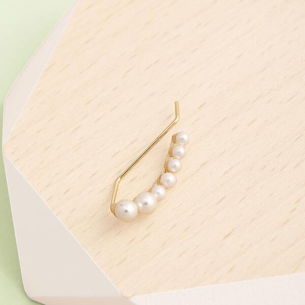 

Mini Pearl Detail Ear Cuff, White