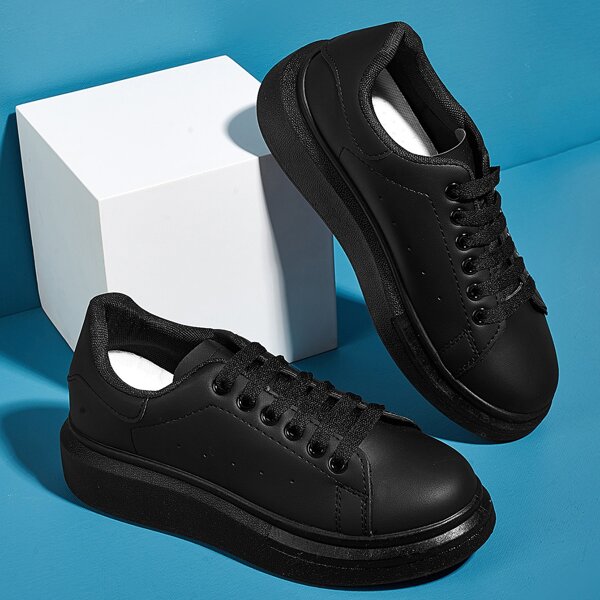 

Minimalist Low Top Chunky Sneakers, Black