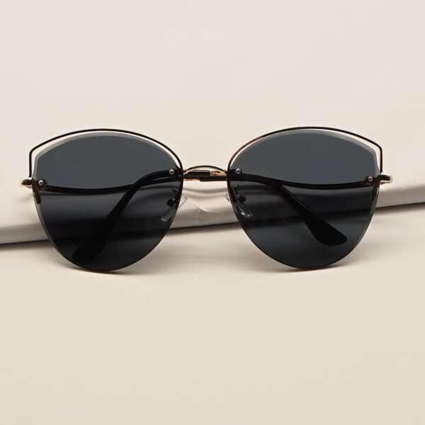 

Cat Eye Sunglasses, Black
