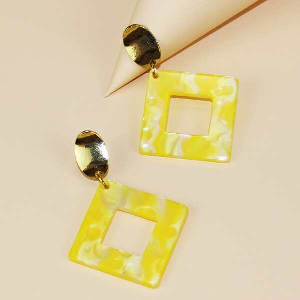 

Hollow Out Geometric Drop Earrings, Yellow