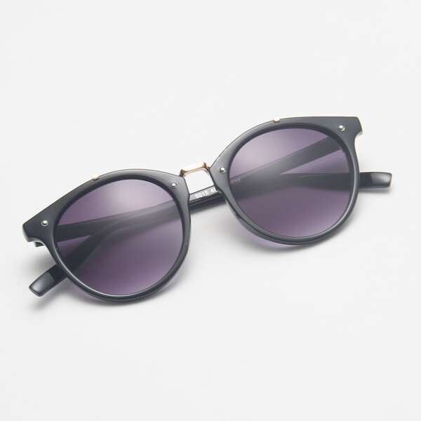 

Round Frame Sunglasses, Black
