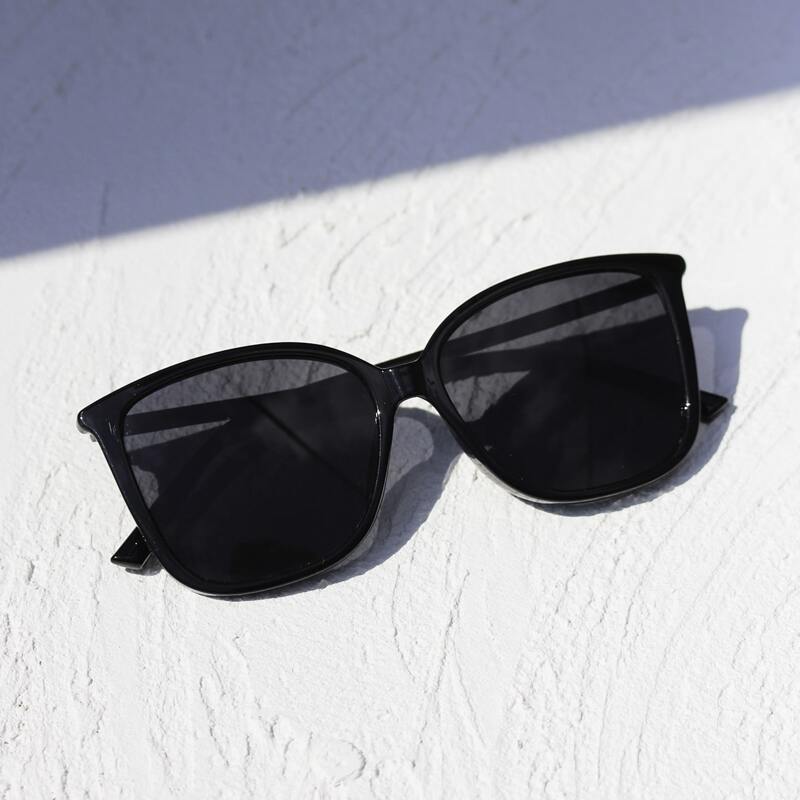 

Acrylic Frame Sunglasses, Black