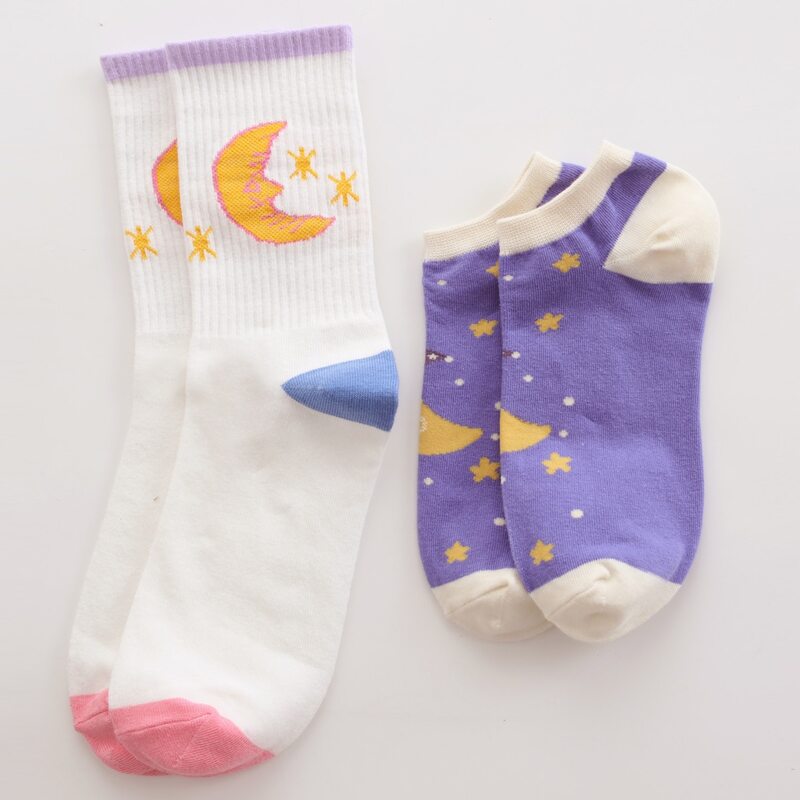 

2pairs Moon Pattern Socks, Multicolor