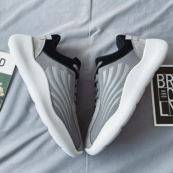 

Мужские кроссовки на шнурках, Серые