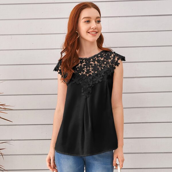 

Contrast Lace Solid Blouse, Black