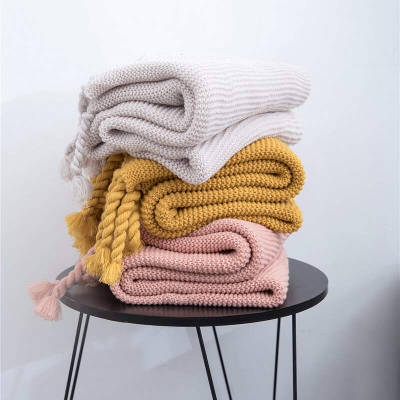 

1pc Solid Tassel Blanket, Multicolor