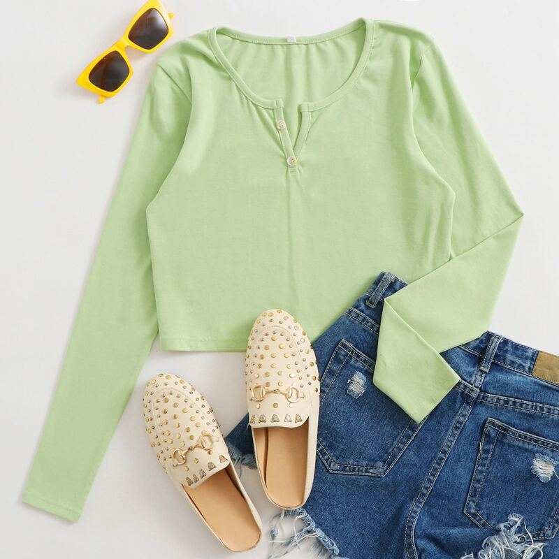 

Solid Button Tee, Mint green