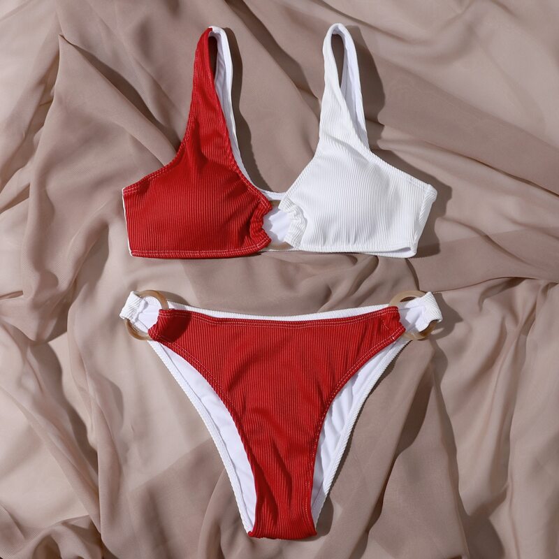 

Two Tone Rib Ring Linked Bikini Swimsuit, Red and white